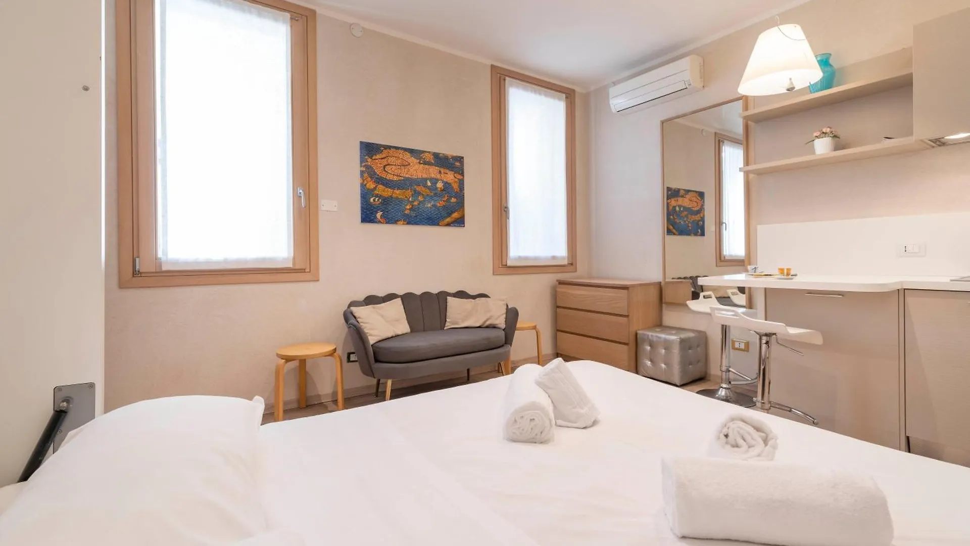 Casa Del Pittore Rialto Venice Apartment