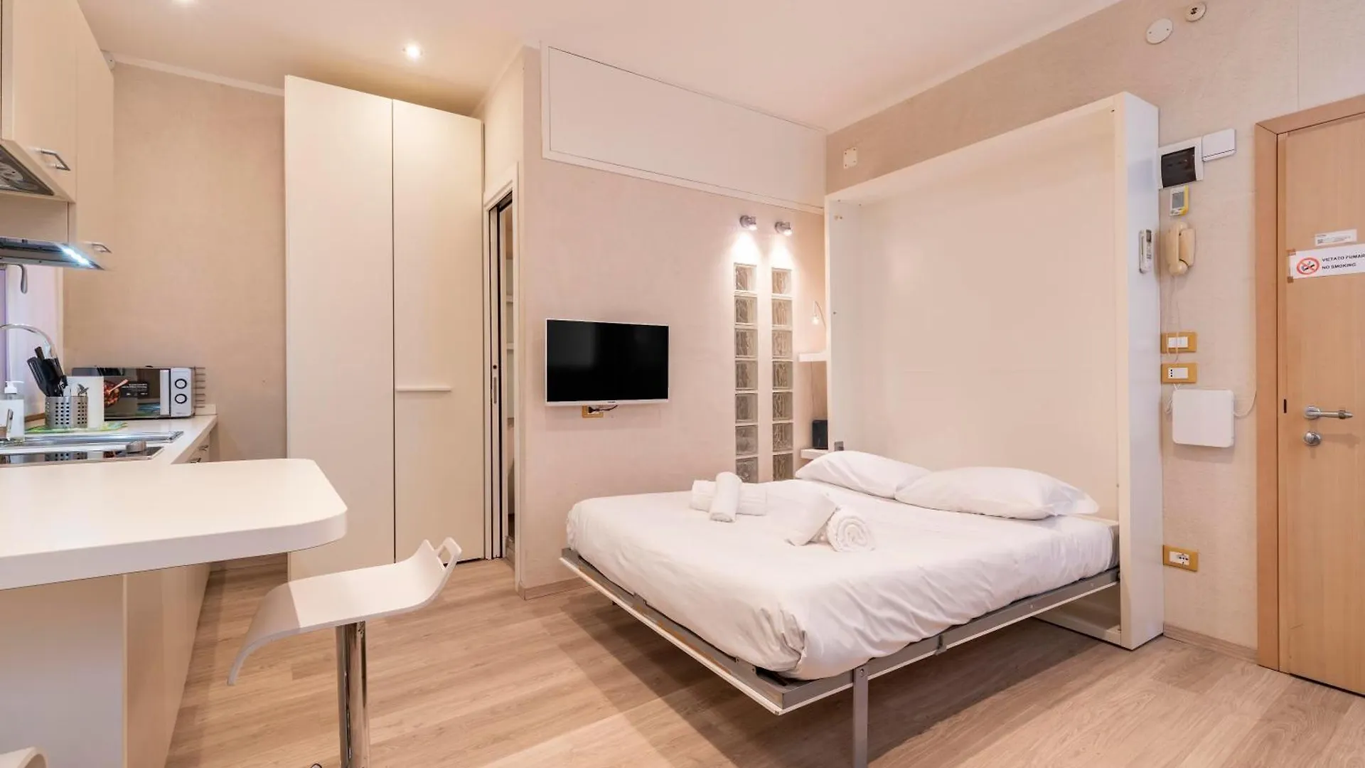 Apartment Casa Del Pittore Rialto Venice Italy